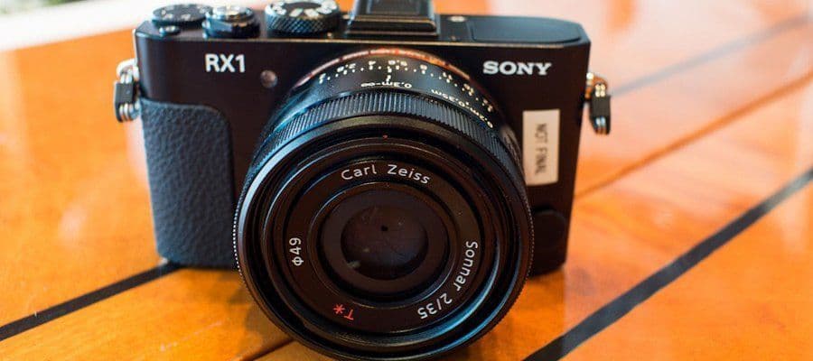 Обзор фотокамеры Sony RX1