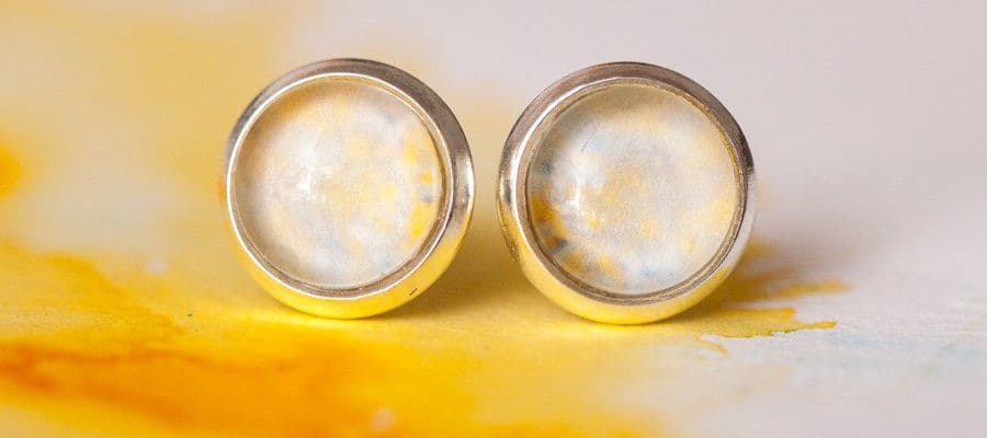 Съемка украшений с помощью светового ювелирного конуса
