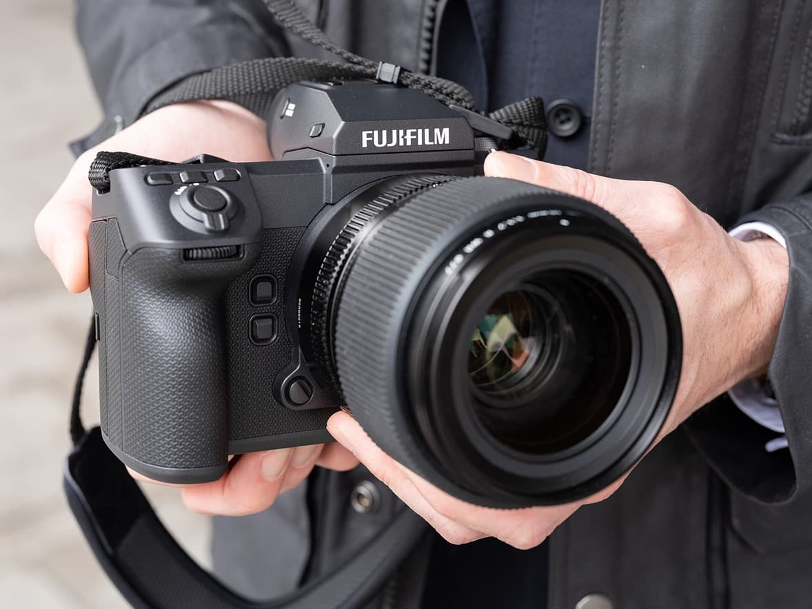 Fujifilm GFX 100 II: Средний формат, 8K видео и инновации