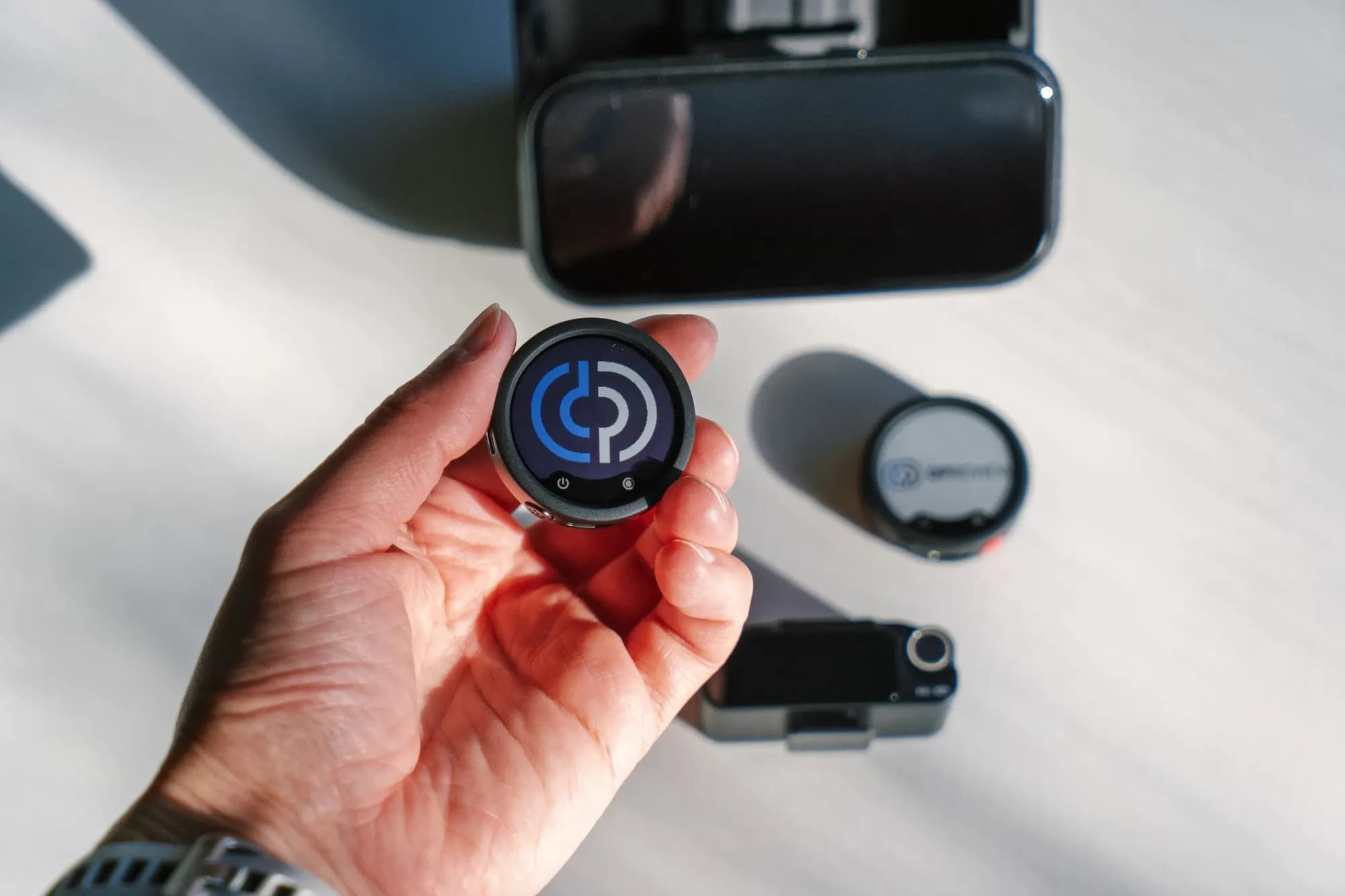 Insta360 Mic или Mic Pro: что теряется при экономии и зачем нужна microSD