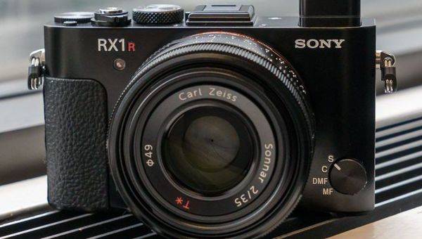 Обзор камеры Sony Cyber-Shot DSC-RX1R II