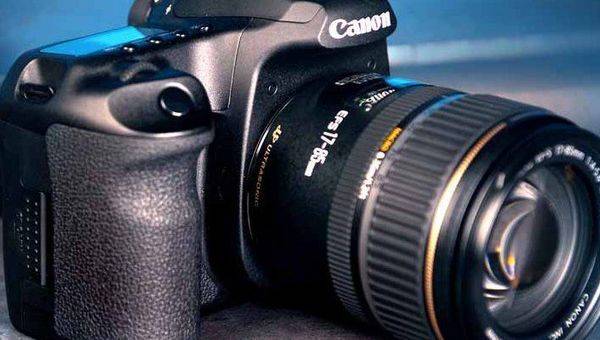 Обзор фотоаппарата Canon EOS 50D