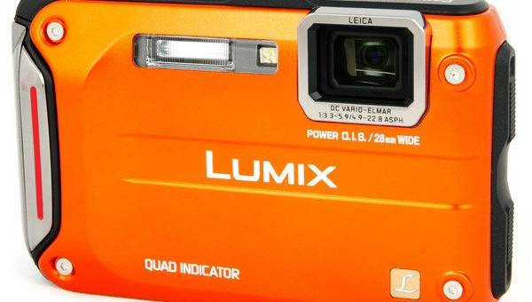 LUMIX DMC-FT4 камера для активного отдыха