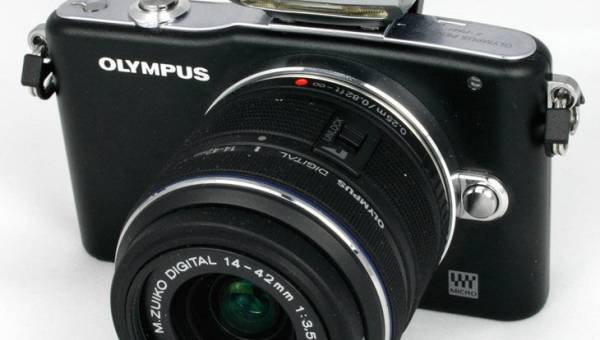 Olympus PEN E-PM1: технологии в стиле ретро