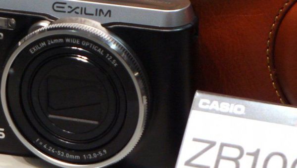 Casio представила две камеры EXILIM EX-H50 и EX-ZR1000