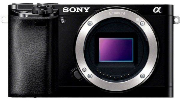 Характеристики камеры Sony A7000