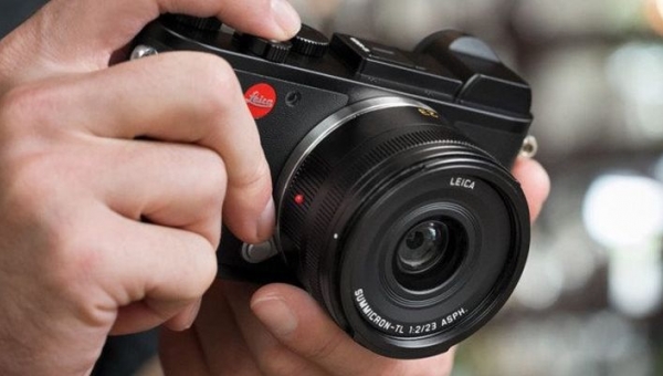 Обзор Leica CL и блинчик 18mm F/2.8