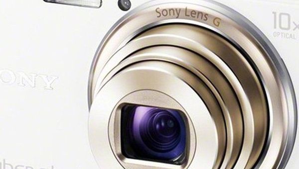 Sony комплектует компактную фотокамеру Cyber-shot DSC-WX170