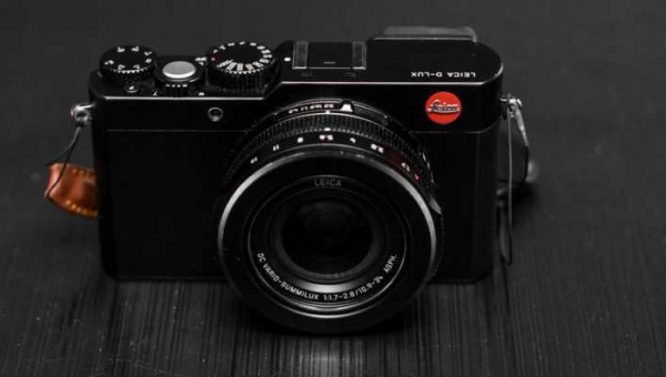 Leica D-LUX в новых красках
