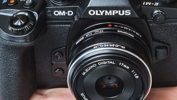 Olympus OM-D E-M1 официально представлена