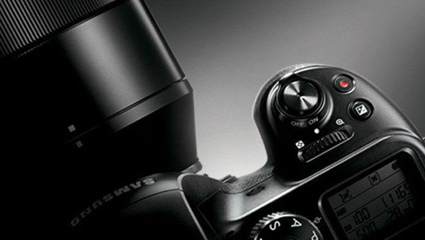 Samsung нацелена на активное развитие полнокадровых фотокамер