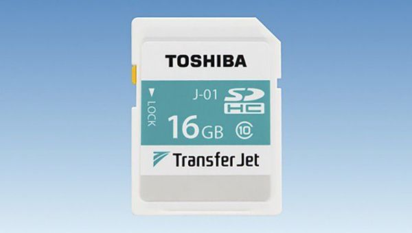 Анонс карт памяти Toshiba TransferJet 16GB SDHC