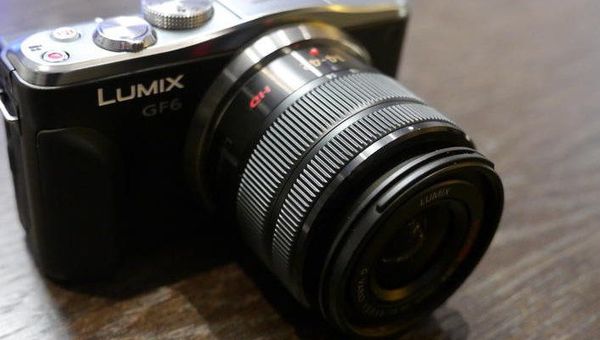 Новая беззеркальная камера от компании Lumix DMC-GF6