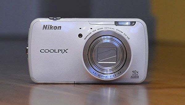 Nikon выпупустил прошивку для Nikon Coolpix S800c