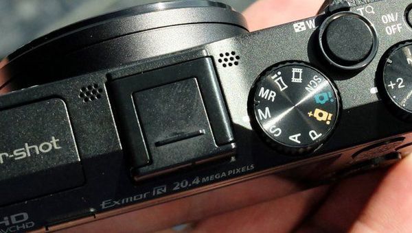Самая маленькая в мире камера Sony Cyber-Shot DSC-HX50