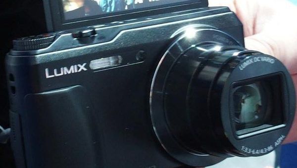 Представлена фотокамера Panasonic Lumix DMC-ZS35