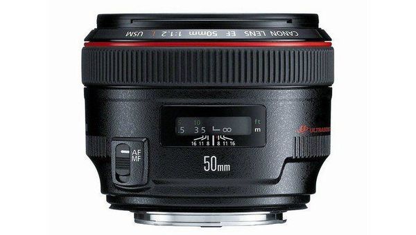 Canon заменит EF 85mm F / 1.2L II USM в 2016 Photokina