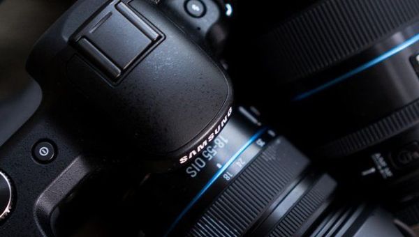 Samsung готовит к выпуску камеру NX1