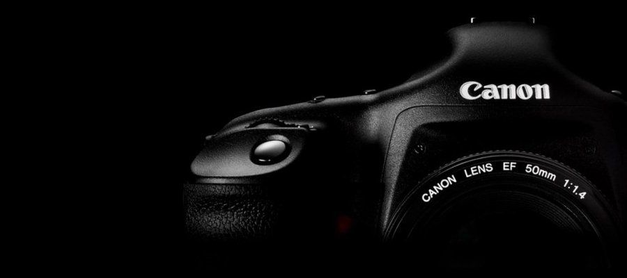 Полнокадровая фотокамера от Canon EOS 75D