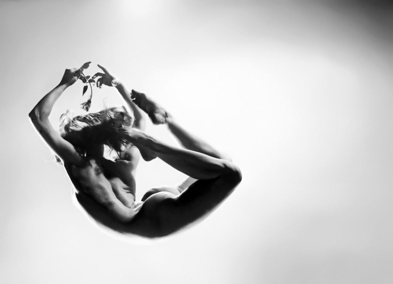 https://www.takefoto.ru/userfiles/image/Dlya%20Statey/07.12.2012/gjon_mili/study-of-nude-female-dancer-gjon-mili-1942.jpg